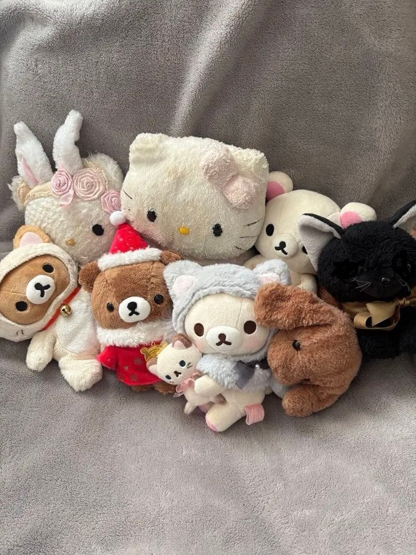 キティ・リラックマ・その他　タオル・ぬいぐるみ　まとめ売り