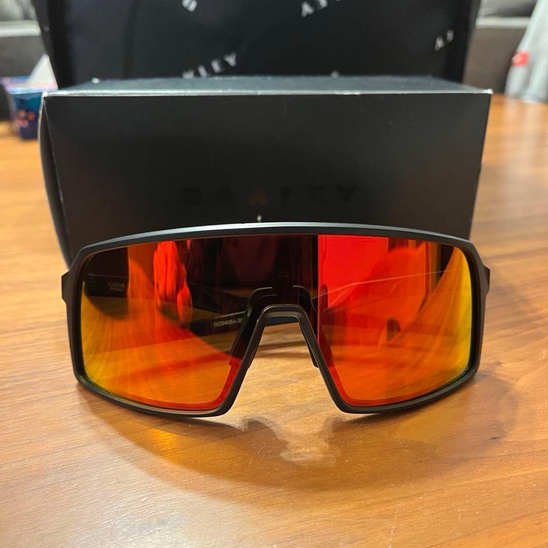 【未使用】オークリー スートロ レッドレンズ＋交換用レンズ付／付属品完備