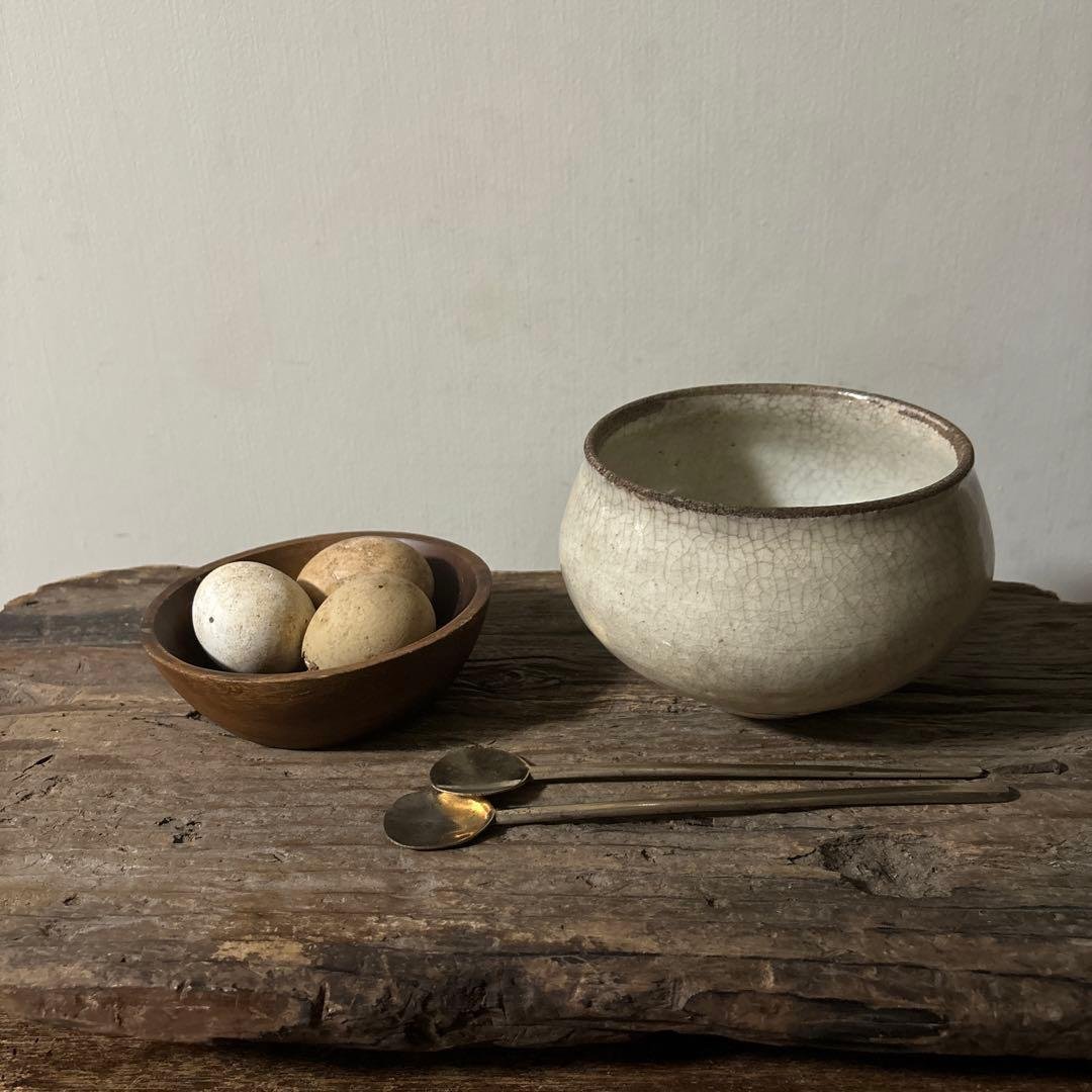 古い丸壷　白釉　塩笥壺　韓国骨董.アンティーク.古民芸.検:立原正秋.白磁.李朝