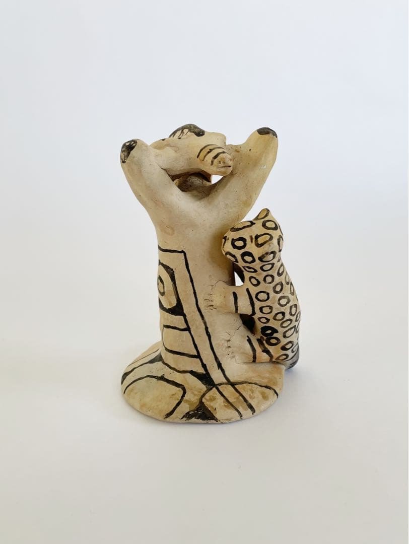 工芸品 Karaja pottery