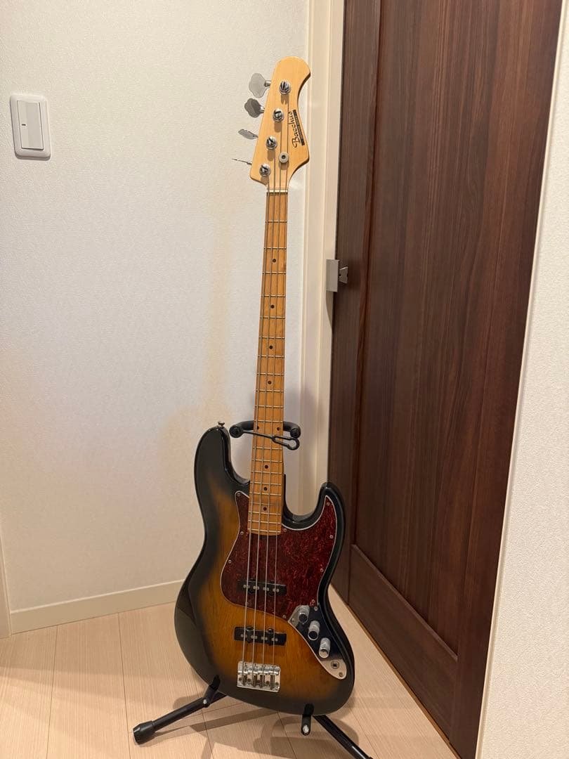 Bacchus BJB-300 ジャズベース