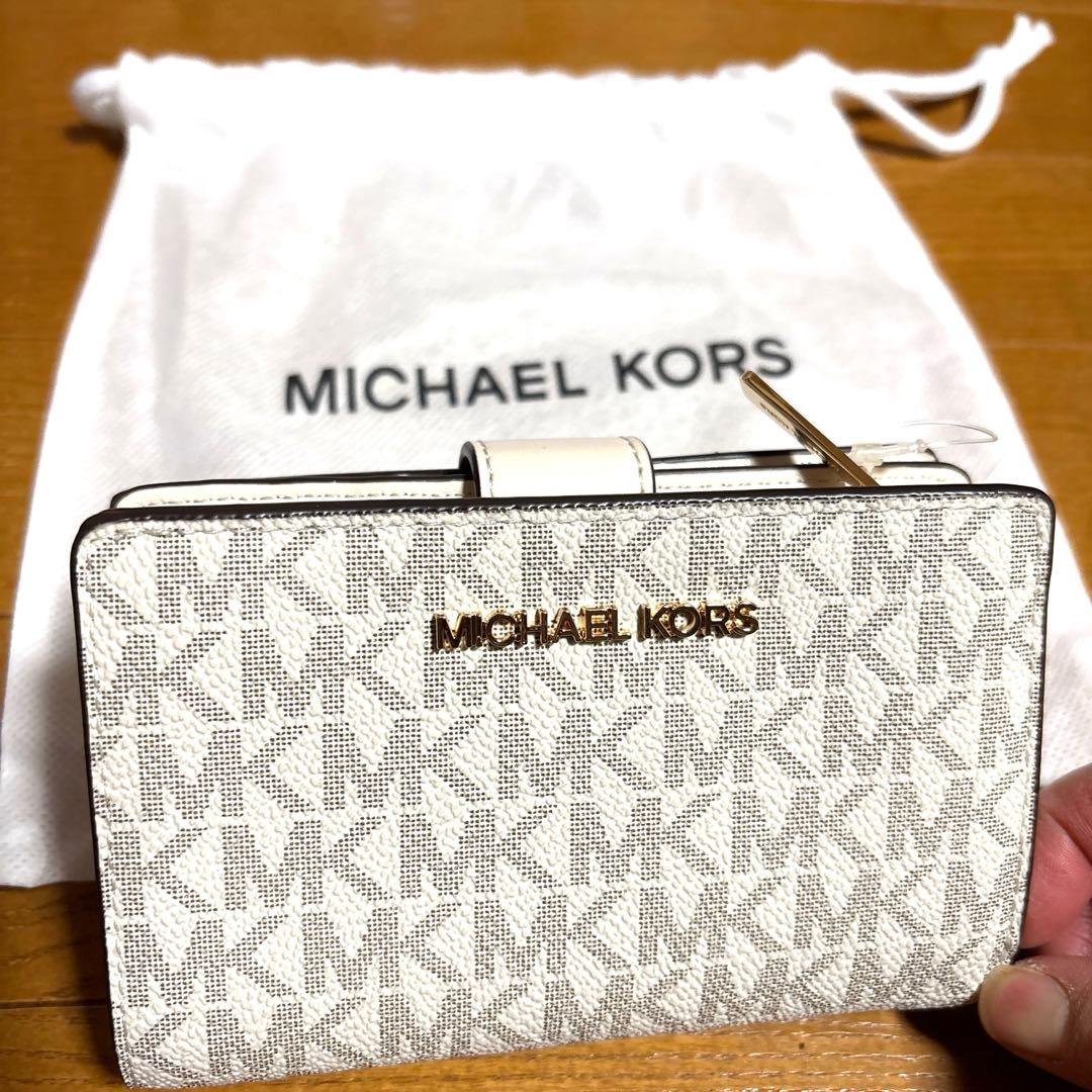 MICHAEL KORS 二つ折り財布 新品未使用
