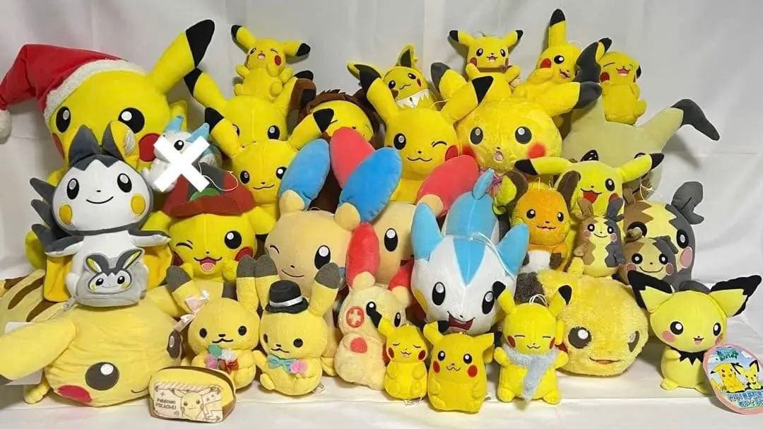 ピカチュウぬいぐるみ３０体以上まとめ売り