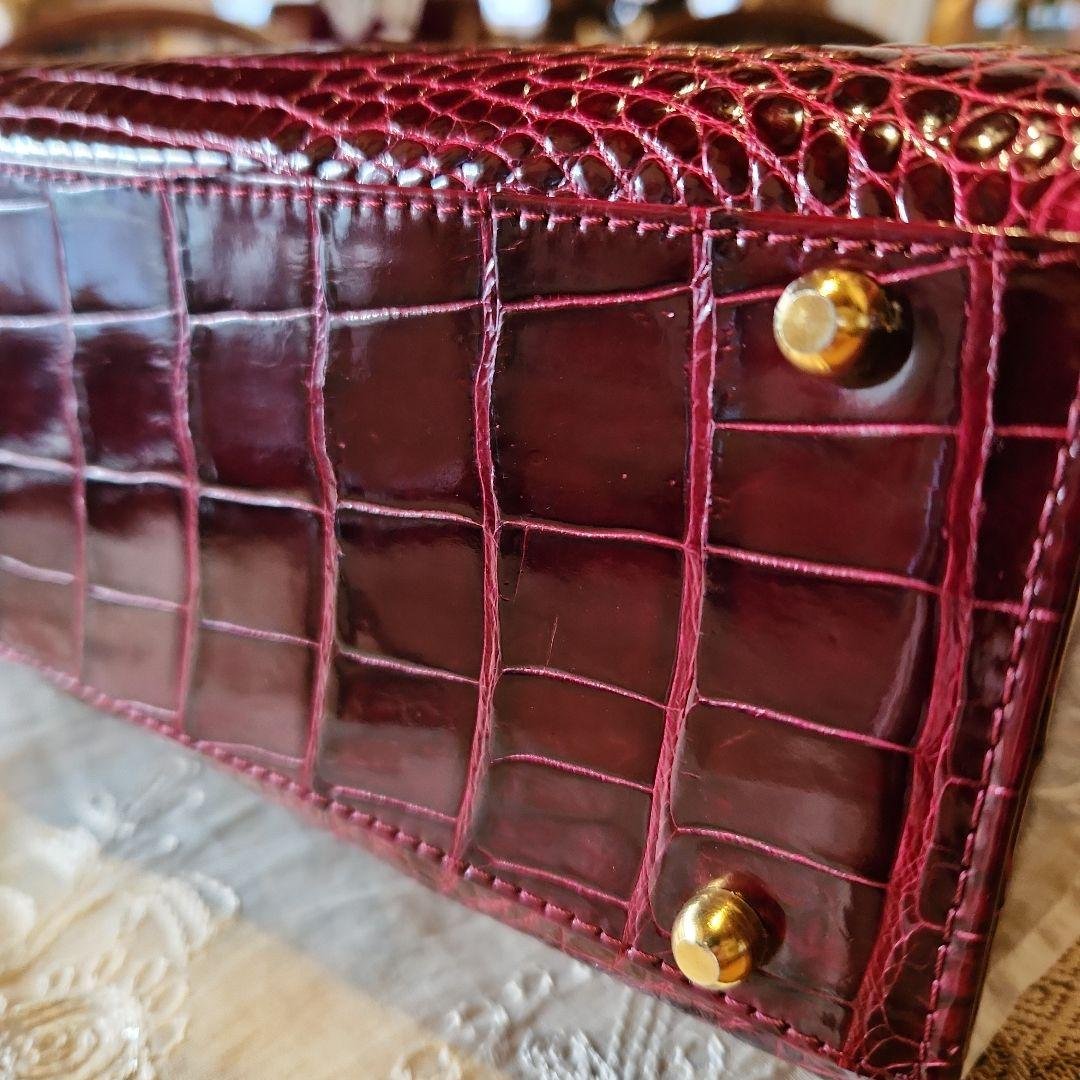 クロコダイル グレージング シャイニング ハンドバッグ