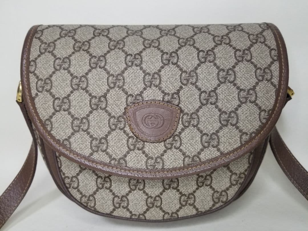 ヴィンテージ GUCCI GG ショルダーバッグ ベージュとブラウンのレザー。